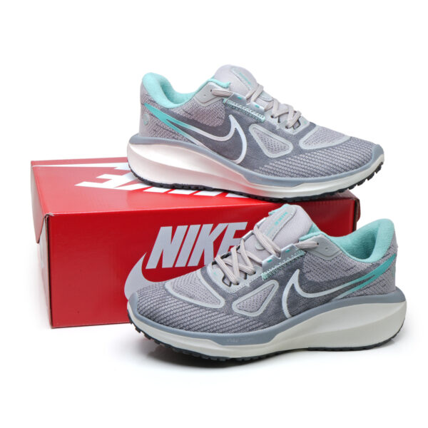 Nike Vomero 17 - Cinza/Verde - Imagem 5
